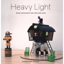 8633 – Heavy Light – Recent Photography and Video from Japan (novo)